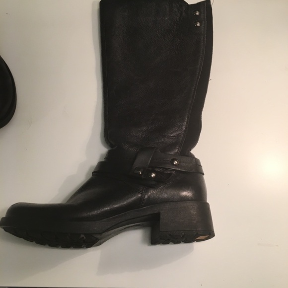 Earth Boots Black Size 8B - Picture 6 of 8